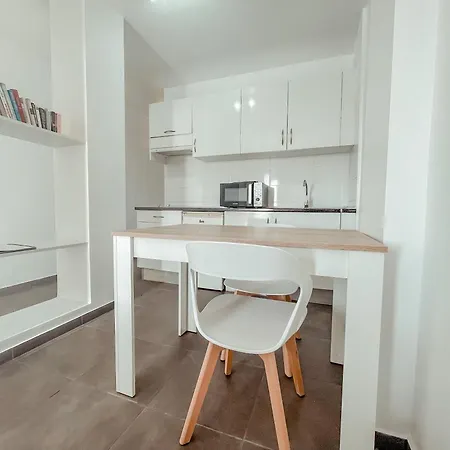 Victoria Beachfront Studio, Perfect Location In Américas Appartamento Playa de las Americas (Tenerife)